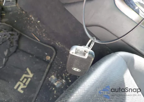 2014 Hyundai Genesis 3.8 Ultimate z USA, uszkodzony, nr VIN KMHHU6KJ8EU120849